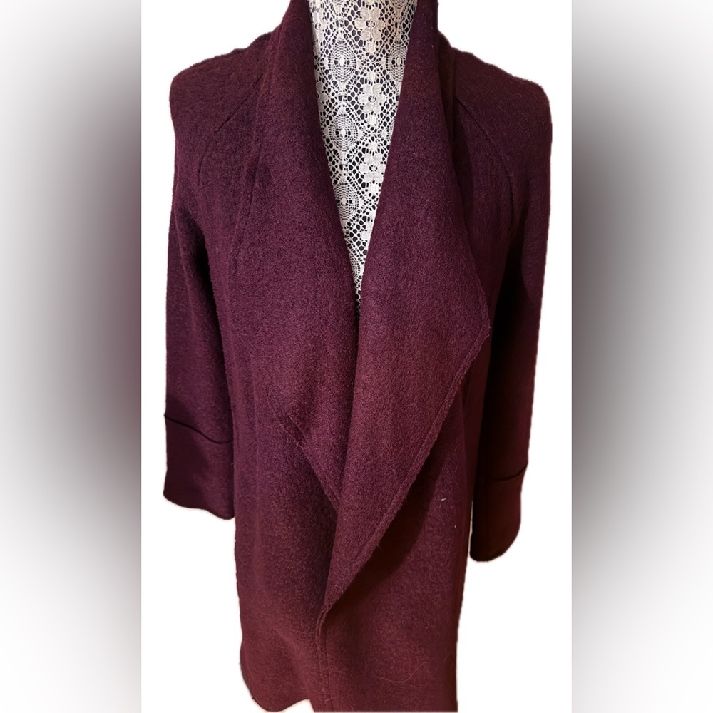 TAHARI COAT WOOL . Burgundy/ wine colored long coat.